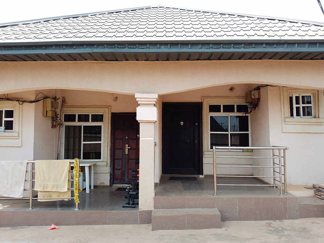 Property at 30 Gaius Idubor Street off Gapiona road GRA Benin City Edo State Property at 30 Gaius Idubor Street off Gapiona road GRA Benin City Edo State