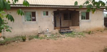 PROPERTY AT IKHUENIRO, OFF BENIN AGBOR ROAD, BENIN CITY, EDO STATE.